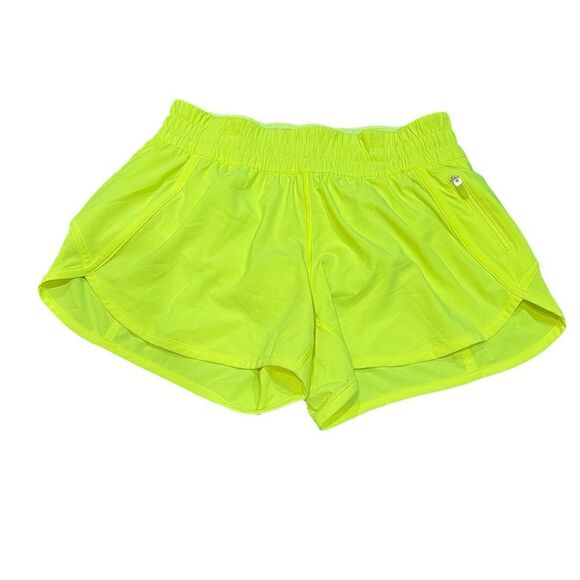 Lululemon shorts size 8 - Picture 1 of 5